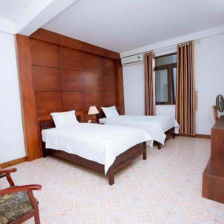 Viet Huong Hotel Ninh Binh Bagian luar foto